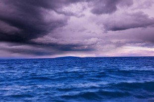 perfect storm, economic crisis, stock market crash, world economy, I will shake all things, Haggai 2:6, great shaking coming,